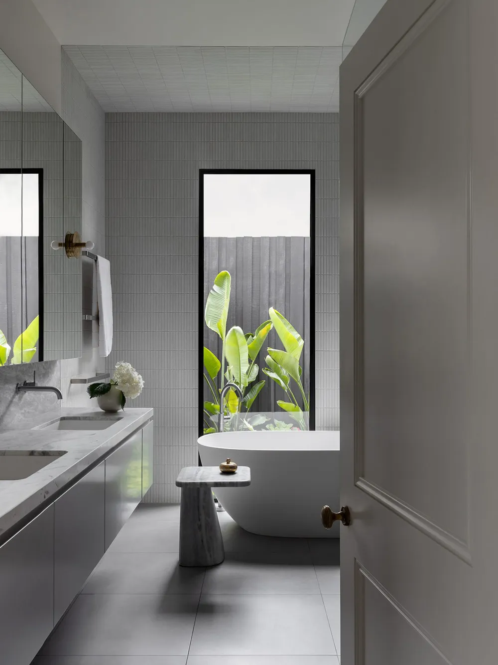 Стильний дизайн в нейтральних тонах: будинок у Мельбурні - Gallery image 16