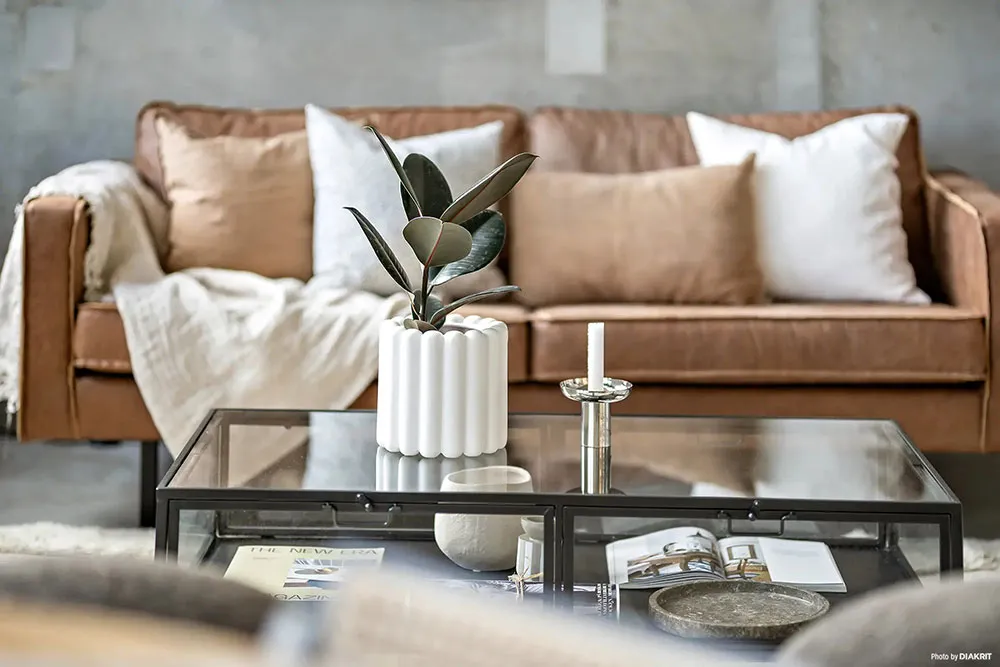 Paredes de concreto y espacio abierto: Loft en Suecia (43 m²) - Gallery image 4