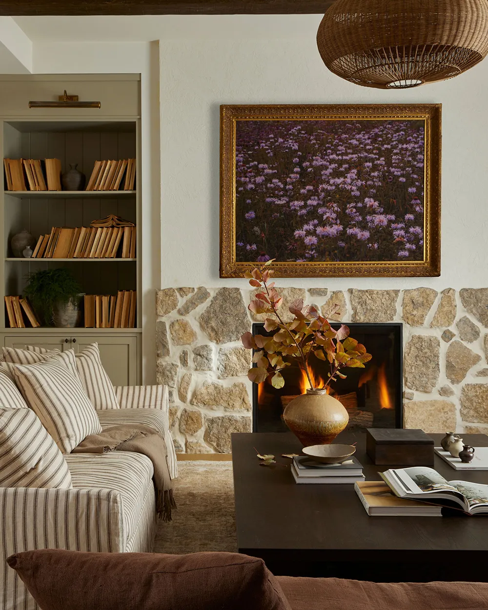 Gamme inhabituelle et beaux motifs dans le design d'une maison de campagne au Canada - Gallery image 9