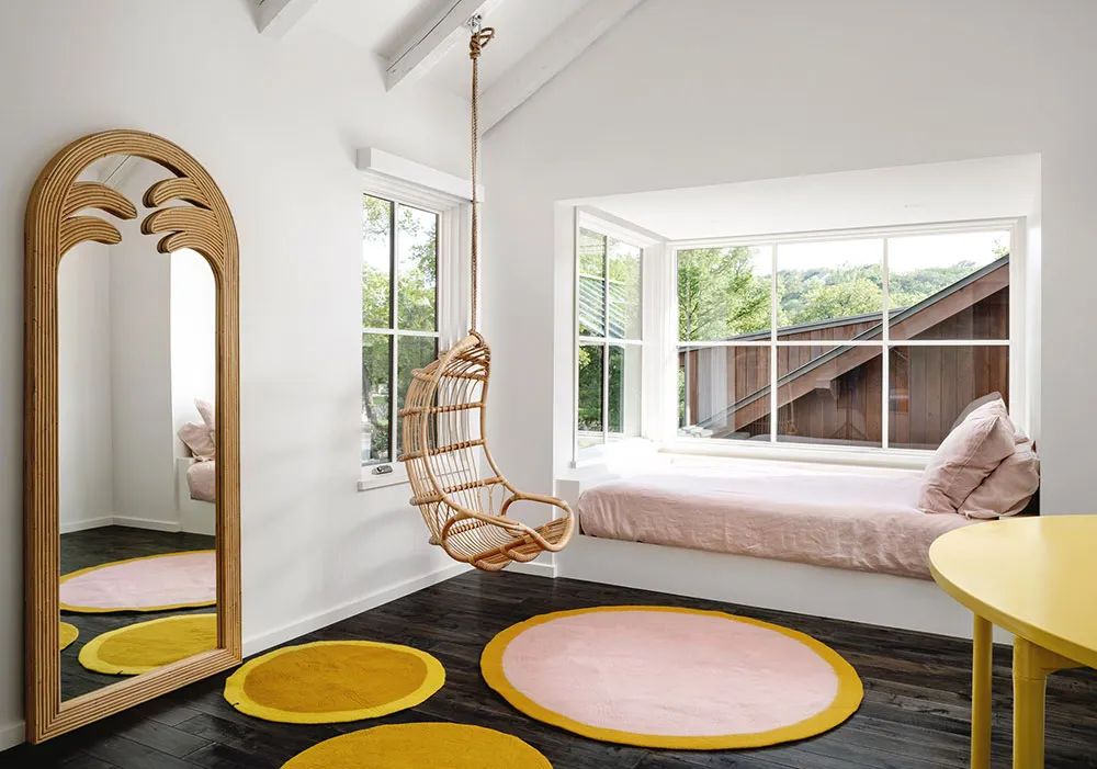 Espace imposant de maison familiale au style grange à Austin - Gallery image 15