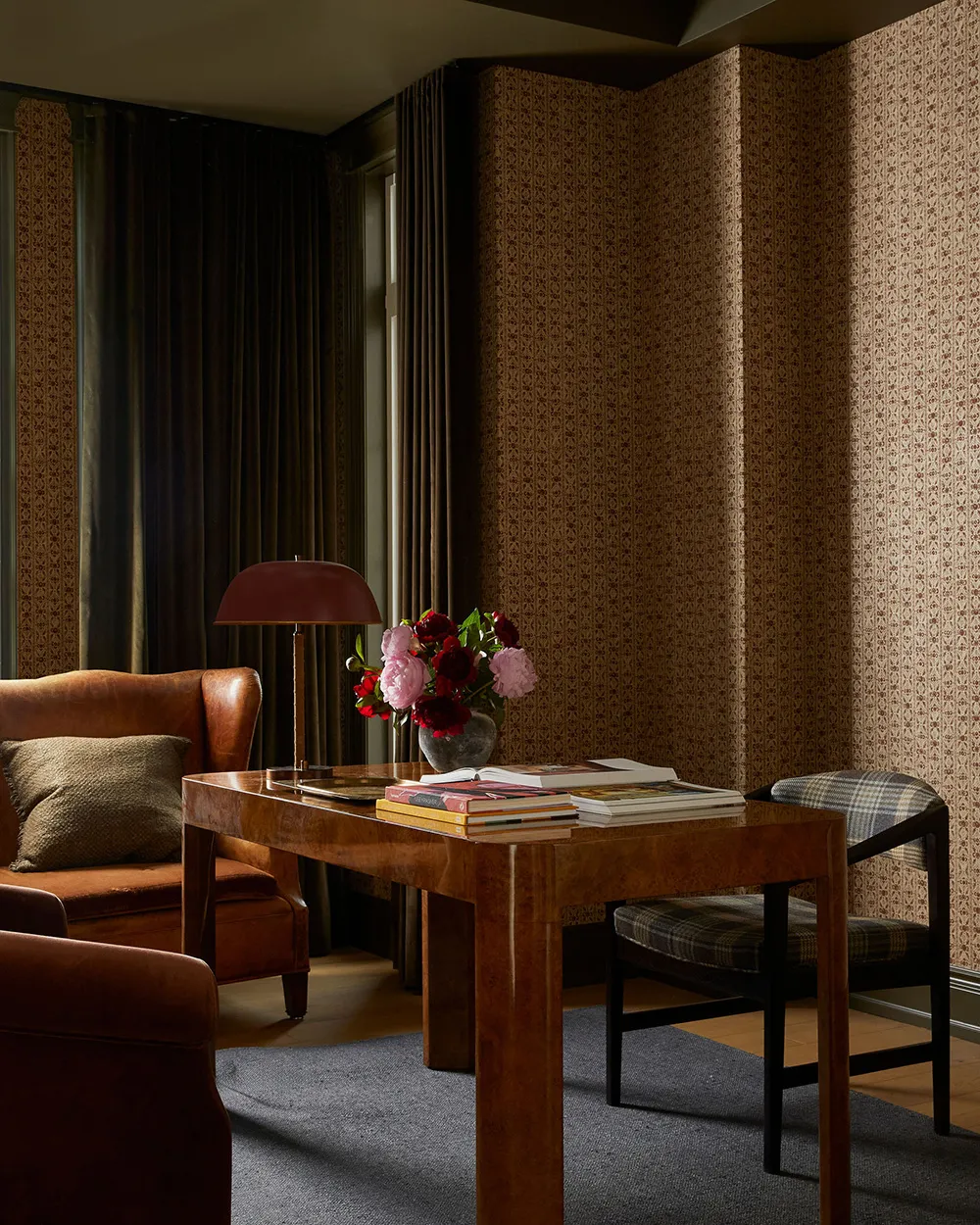 Gamme inhabituelle et beaux motifs dans le design d'une maison de campagne au Canada - Gallery image 14