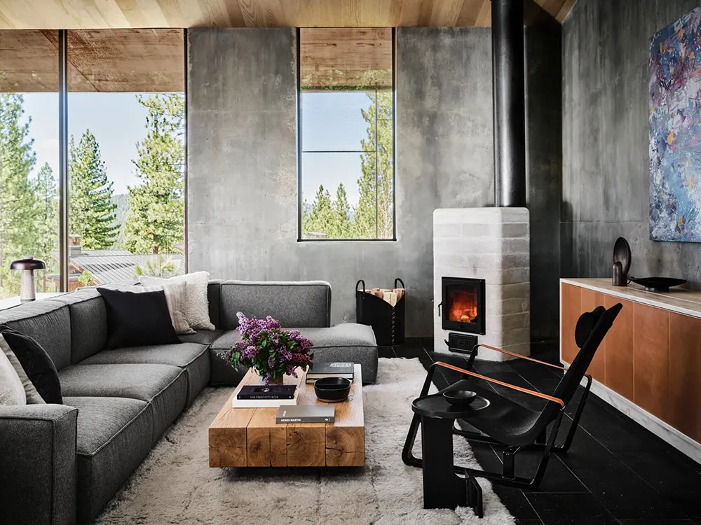 Grobheit dunkler Töne und Wärme natürlichen Holzes: Haus am Tahoe-See - Gallery image 10