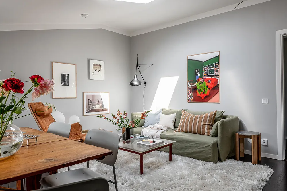 Olive Sofa and Gray Walls: Light Loft in Goteborg (62 sqm) - Gallery image 9