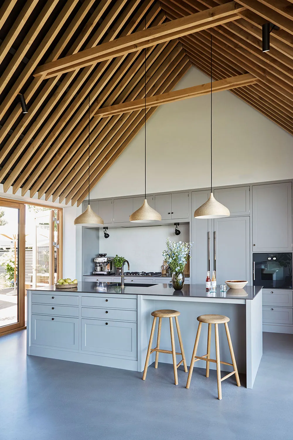 Modern cottage on the coast in Denmark - Gallery image 4