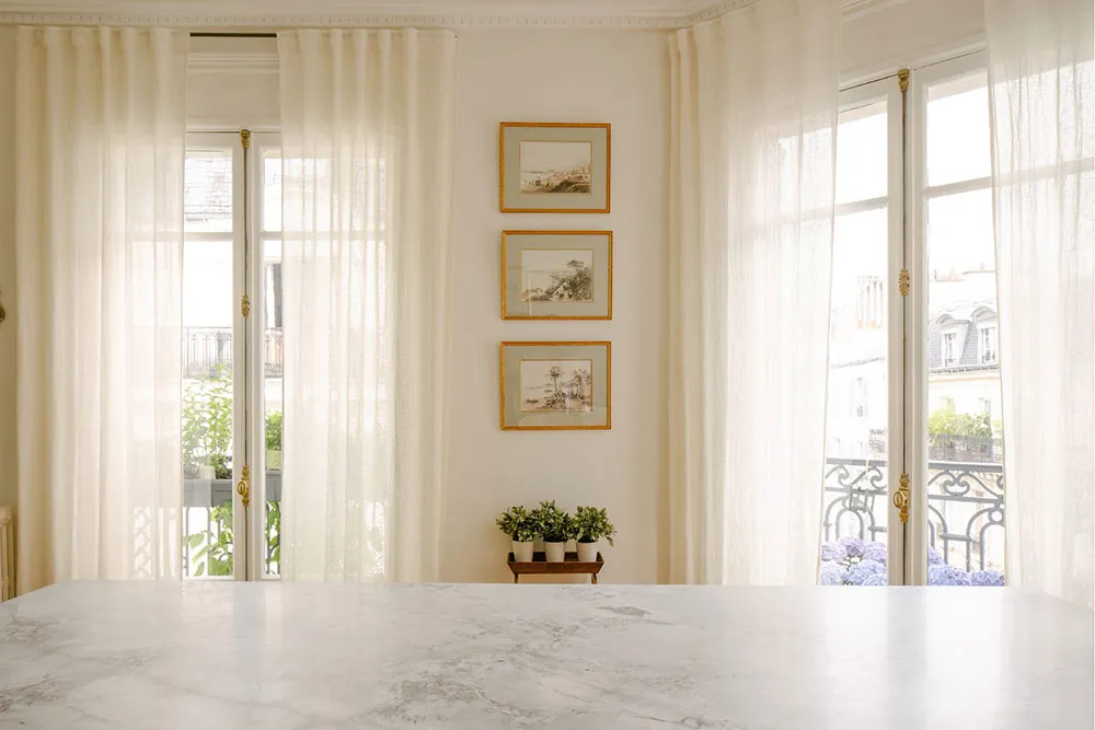 Elegant Lines and Aesthetic Details: Apartment in Paris - Gallery image 3