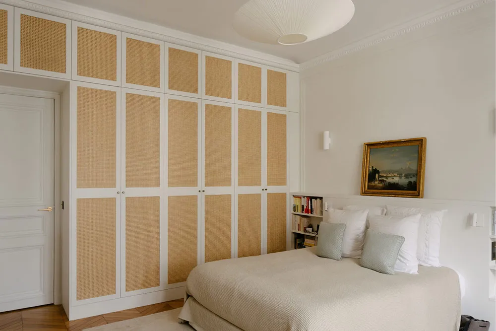 Elegant Lines and Aesthetic Details: Apartment in Paris - Gallery image 10