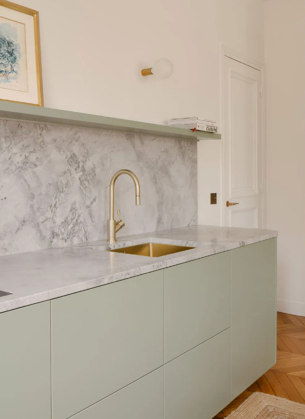 Elegant Lines and Aesthetic Details: Apartment in Paris - Gallery image 4