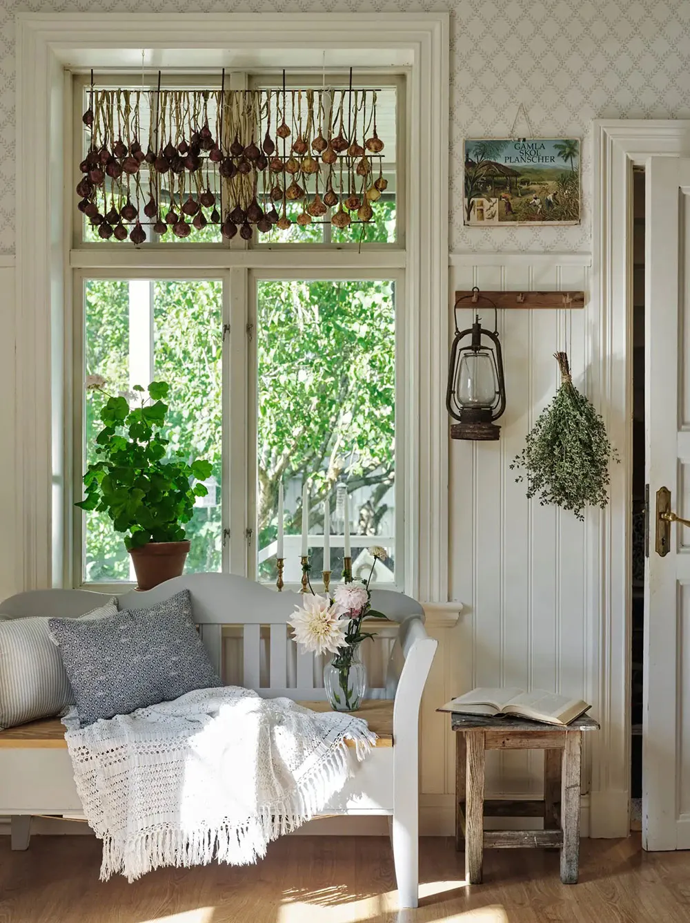 Beautiful Garden Cottage for a Young Family in Sweden - Gallery image 6