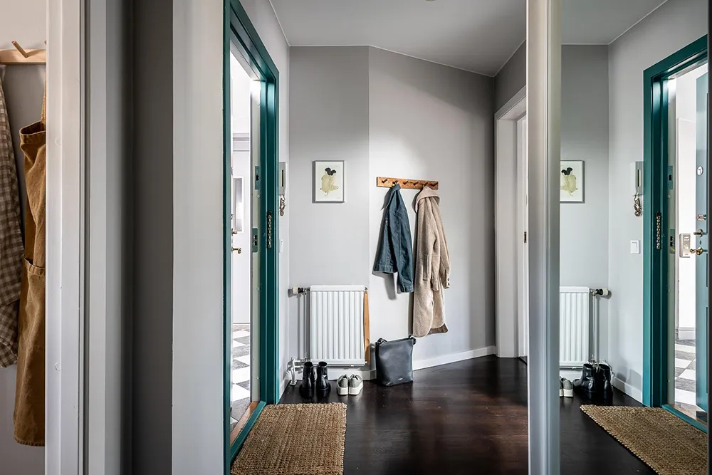 Olive Sofa and Gray Walls: Light Loft in Goteborg (62 sqm) - Gallery image 32
