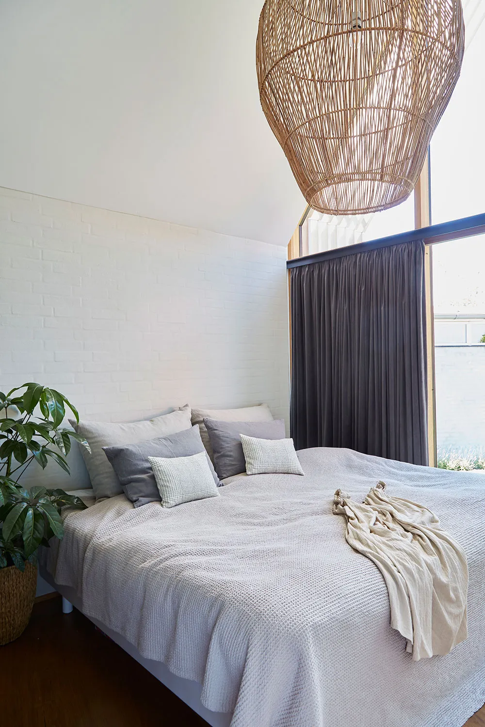Modern cottage on the coast in Denmark - Gallery image 12