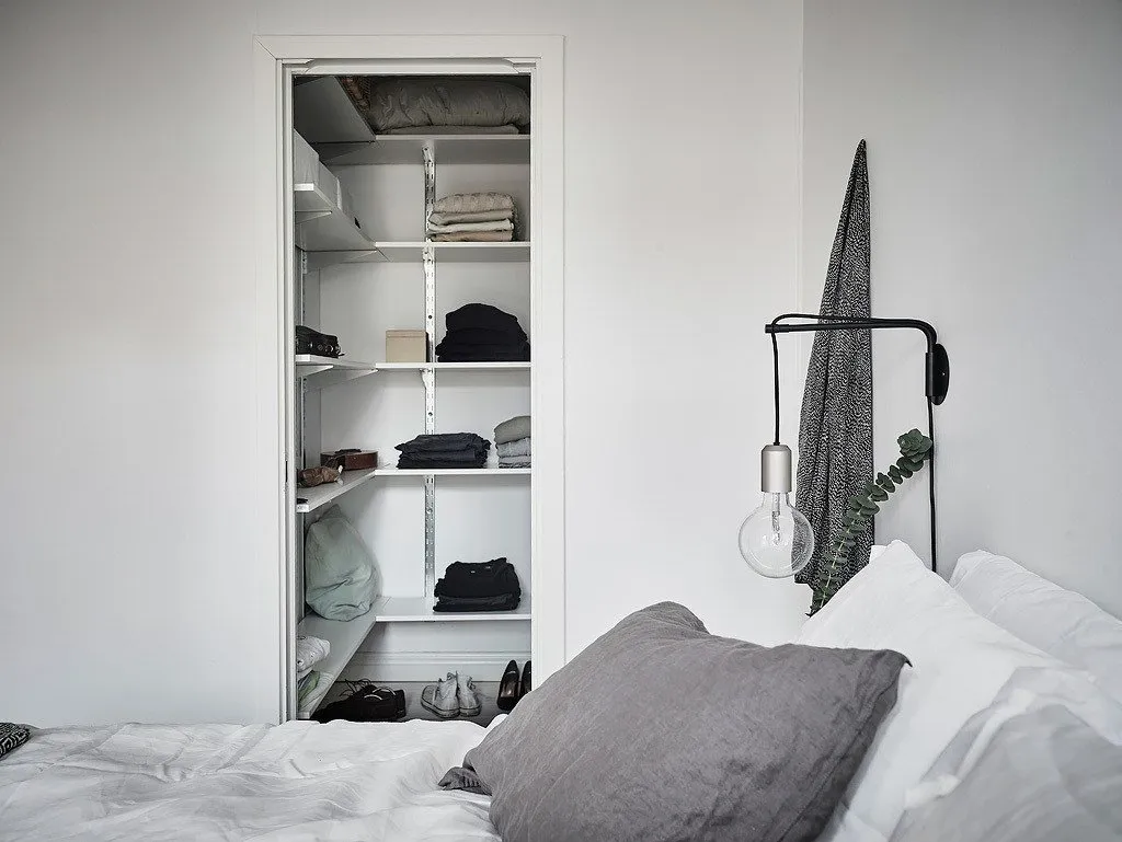 Фотографія: Спальня у стилі Скандинавський, Квартира, Поради – фото на нашому сайті