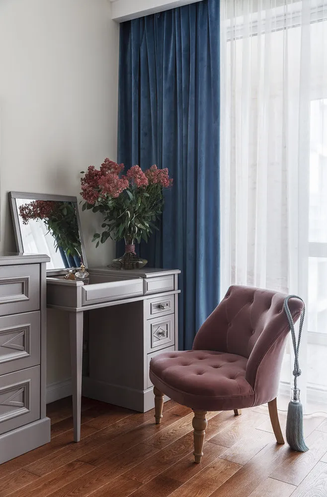 设计：纳塔莉亚·科任娜