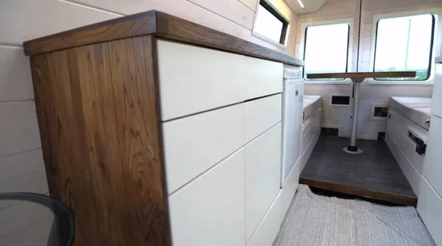 Diseño: @rednomadvan