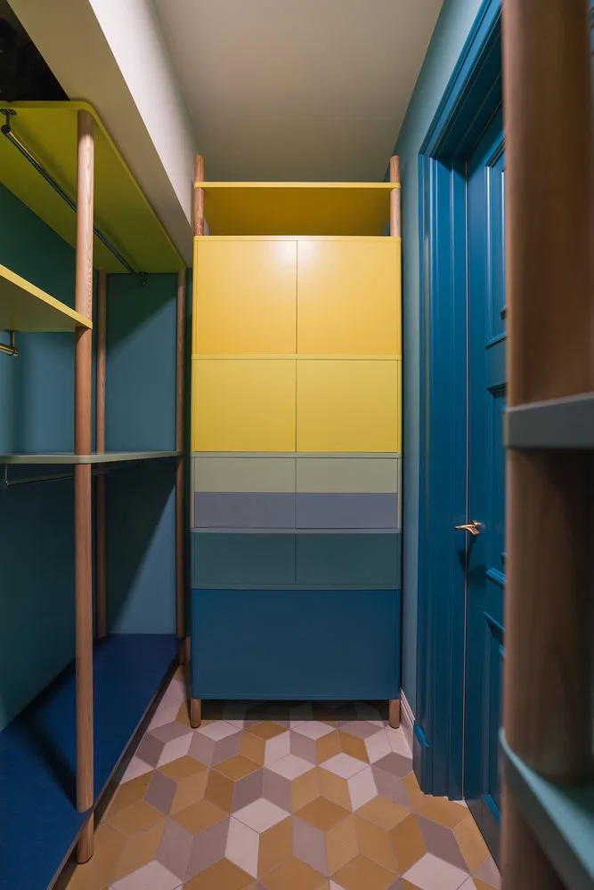 照片:现代风格衣柜,技巧 - 我们网站上的照片