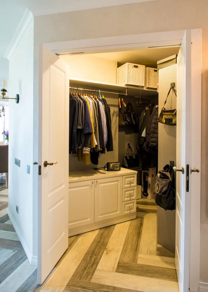 照片:现代风格衣柜,技巧 - 我们网站上的照片