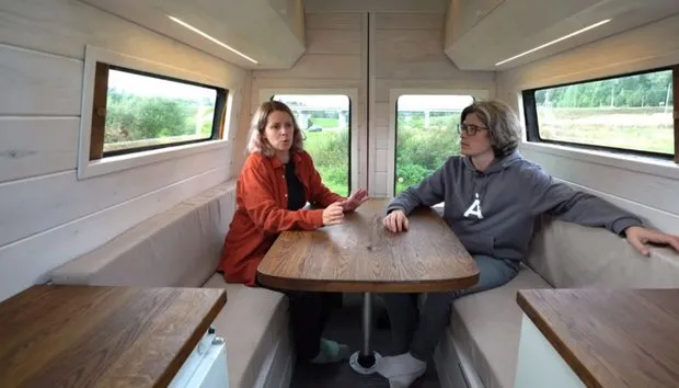 Diseño: @rednomadvan