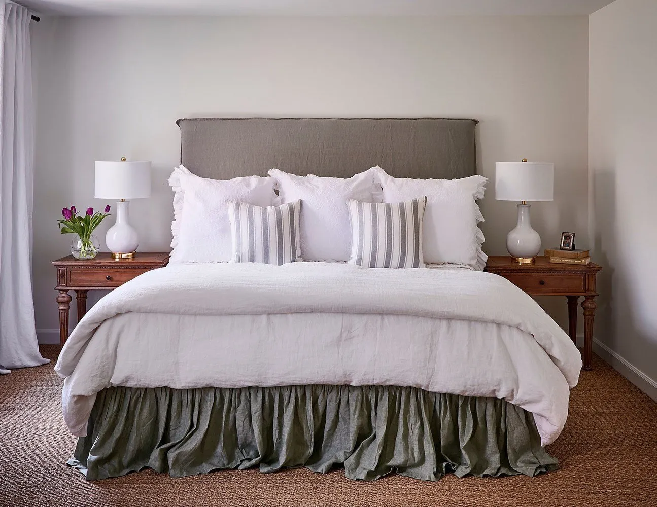 照片：经典风格卧室，室内装饰，房屋，小屋，房屋与小屋 – 我们网站上的照片