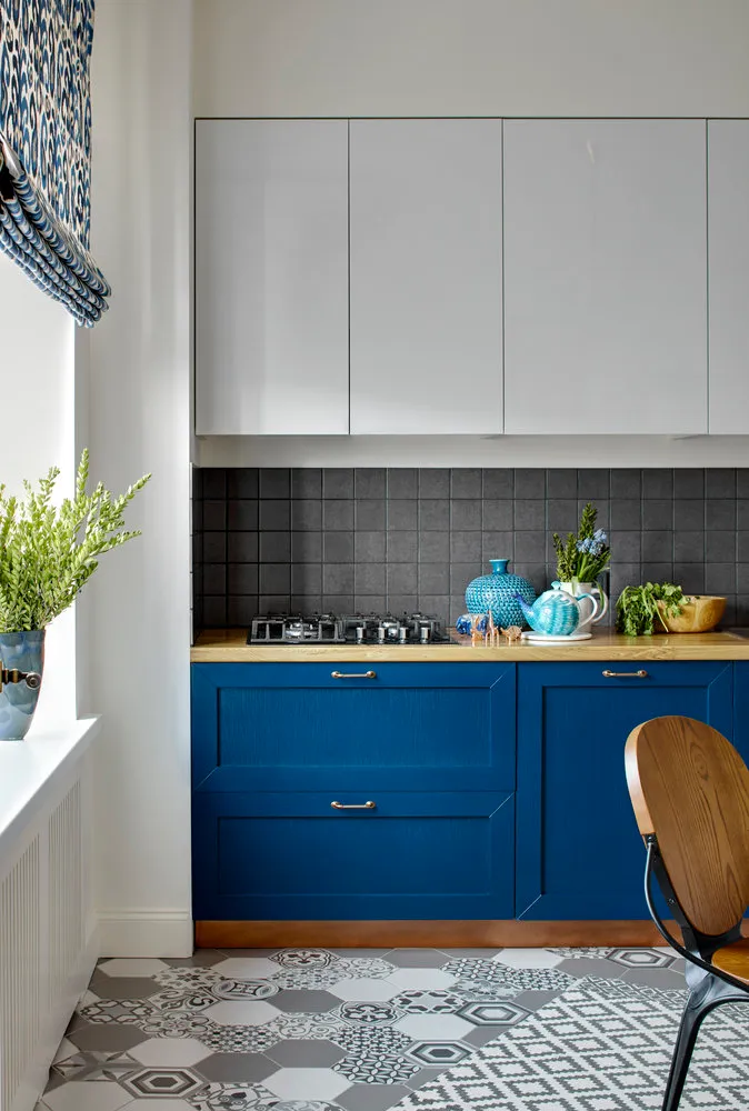 设计：阿纳斯塔西娅·卡门-斯基赫