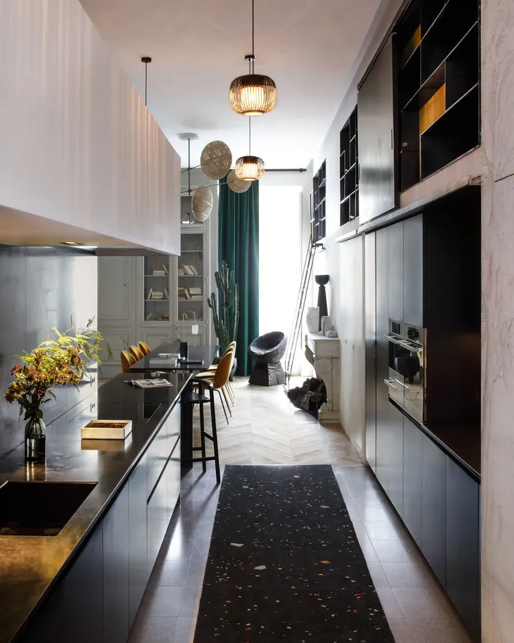 照片：现代风格厨房和餐厅，客厅，折中，室内装饰，法国，绿色，黄色，棕色，里昂，克劳德·卡蒂埃 – 我们网站上的照片