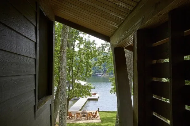 Photo: in , House, USA, House and Cottage, Over 90 sq m – photo on our site