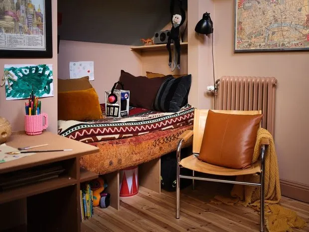 Photo: in style , Scandinavian, Eclectic, Interior Decor, Sweden, Yellow, Stockholm, Pink – photo on our website