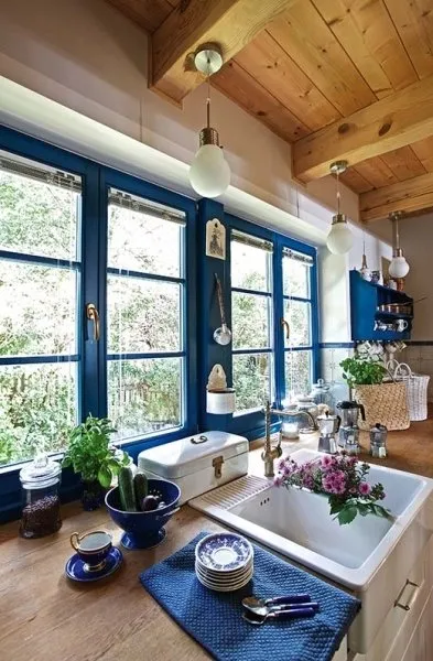 照片:普罗旺斯和乡村风格的厨房与餐厅,房屋,波兰,住宅与小屋——我们网站上的照片