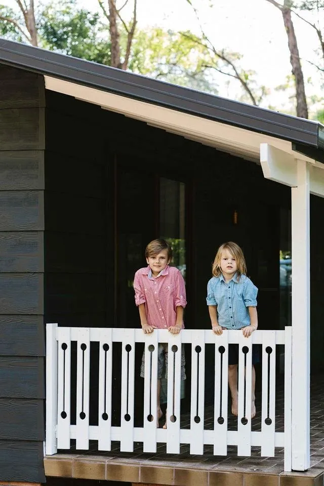 照片:卧室在现代、普罗旺斯和小屋、斯堪的纳维亚风格房屋,白色、米色、灰色、住宅和小屋 – 我们网站上的照片