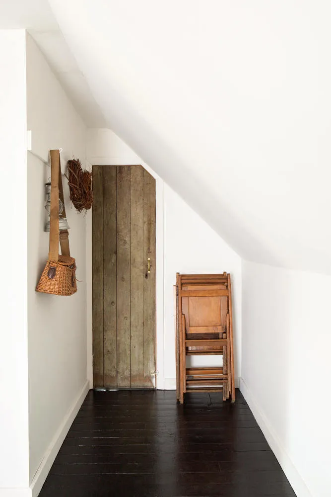 照片:斯堪的纳维亚风格卧室,极简主义,室内装饰,前后对比,老房子翻新 – 我们网站上的照片