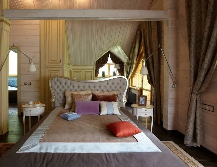 照片：普罗旺斯和乡村风格卧室，提示 – 我们网站上的照片