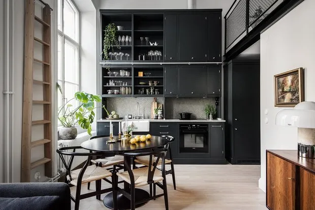 照片：斯堪的纳维亚风格、阁楼、室内装饰、公寓、工作室、斯德哥尔摩，40-60平方米 – 我们网站上的照片