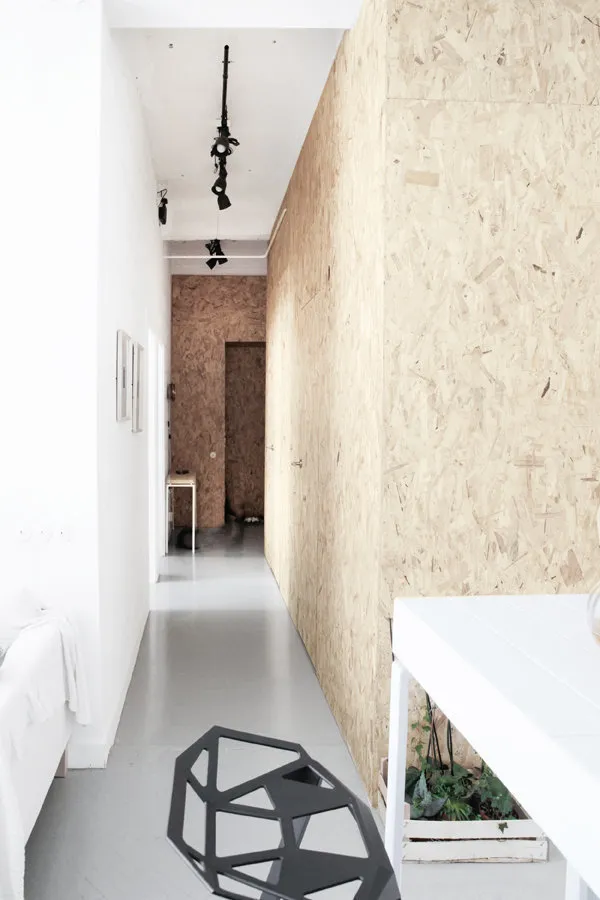 Дизайн: Crosby Studios