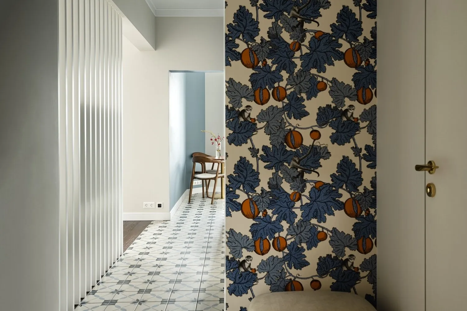 Foto: Entrada en estilo Clásico, Moderno, Minimalismo, Apartamento, Proyecto de la Semana, Moscú, Estalinca, 3 habitaciones, 40-60 metros, UN Buro, Anastasia Potapova – foto en nuestro sitio web