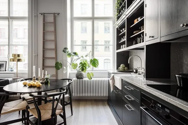 照片：斯堪的纳维亚风格、阁楼、室内装饰、公寓、工作室、斯德哥尔摩，40-60平方米 – 我们网站上的照片