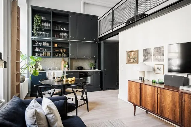 照片：斯堪的纳维亚风格、阁楼、室内装饰、公寓、工作室、斯德哥尔摩，40-60平方米 – 我们网站上的照片