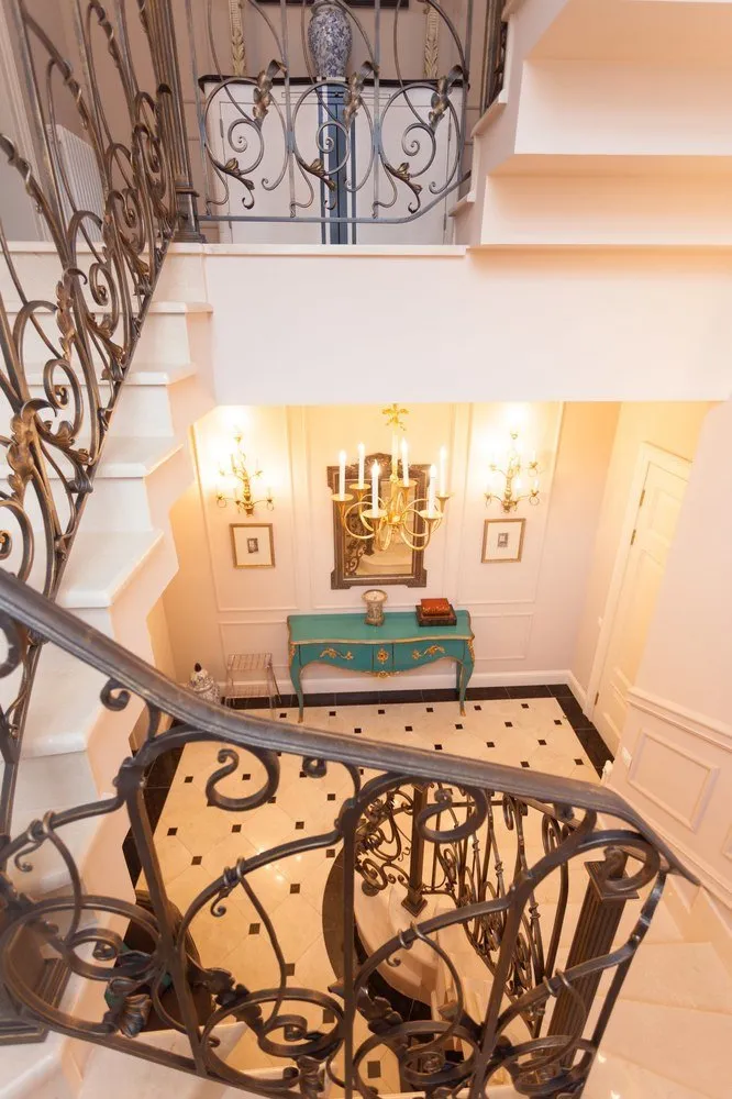 照片：古典风格，提示——我们网站上的照片