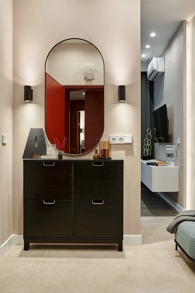 Foto: Entrada en estilo Moderno, Apartamento pequeño, Apartamento, Estudio, Minimalismo, Proyecto de la semana, Moscú, Menos de 40 metros, Bellardo, Anna Sakharova – foto en nuestro sitio web