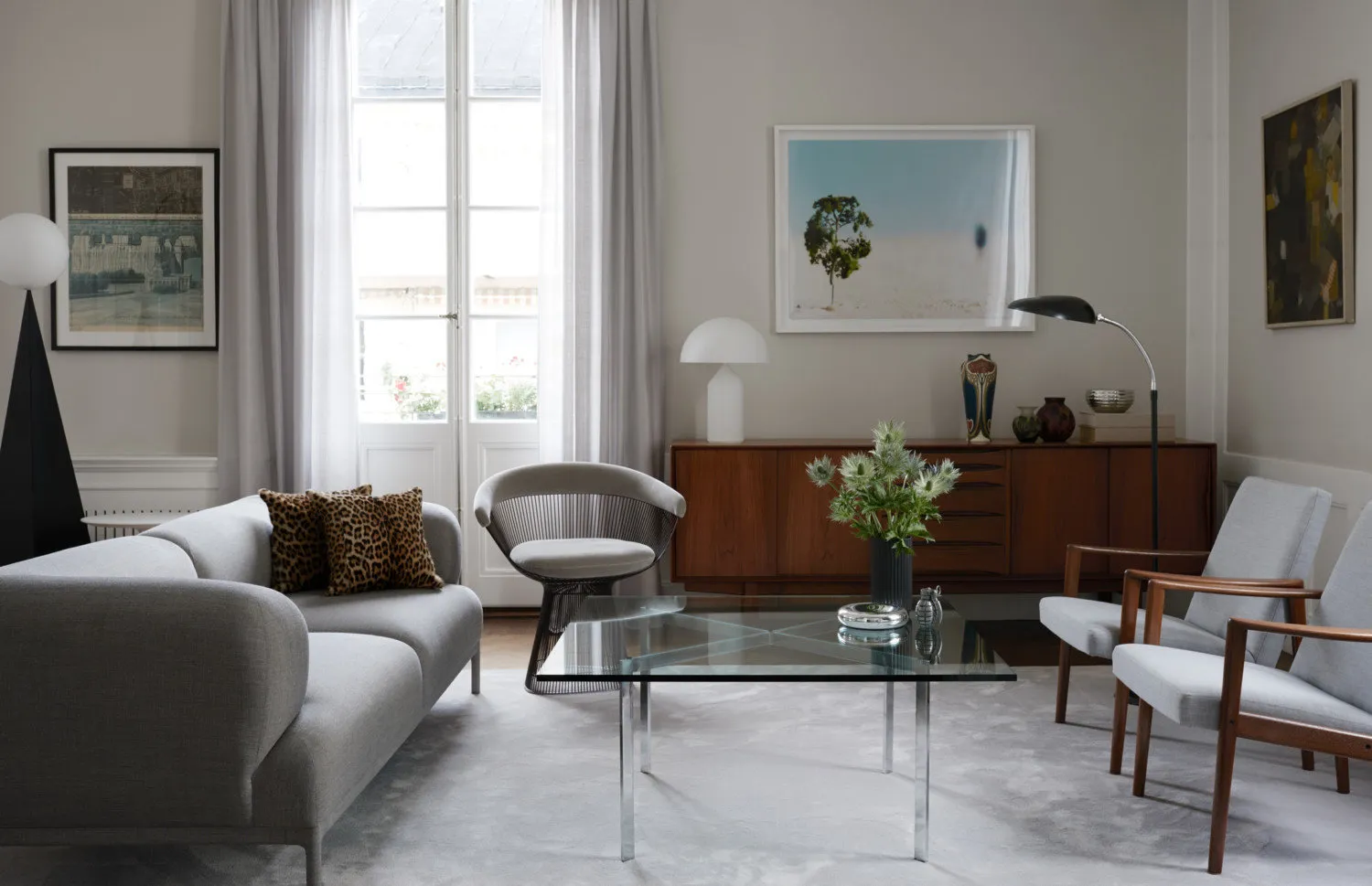 照片：现代、经典、斯堪的纳维亚风格客厅，室内装饰，公寓，瑞典，斯德哥尔摩，3个房间 – 网站上的照片