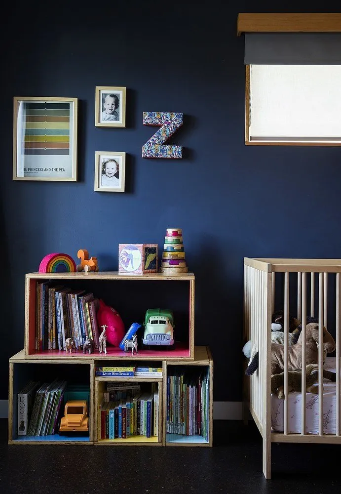 照片：现代风格儿童房，厨房与餐厅，室内装饰，房屋，美国，白色，房屋与小屋，超过90平方米，西雅图 – 我们网站上的照片