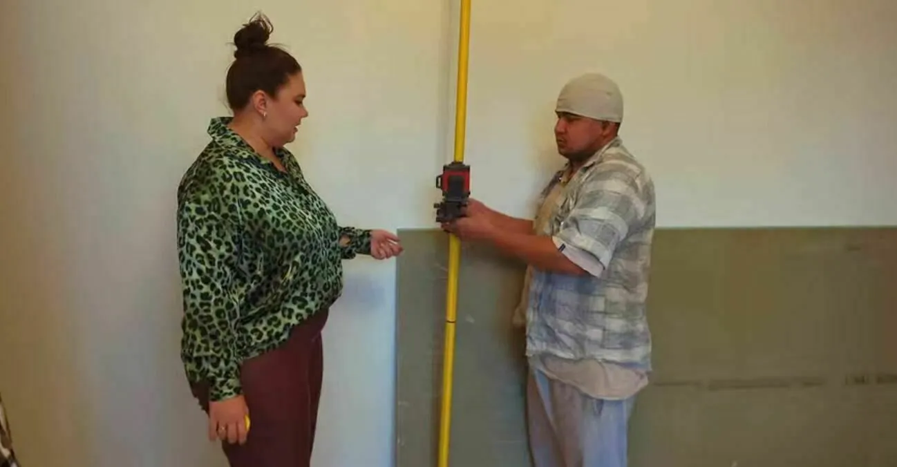 Foto: estilo, Rediseño, Reforma, Interiores de estalinera, Diseño de interiores en estalinera, Cómo hacer una reforma en una estalinera, Etapas de reforma, Reforma de estalinera, Rediseño de estalinera, Tuberías en estalinera, Reforma sin supervisor, Reforma en estalinera, A quién confiar la reforma y cómo no equivocarse en la elección, Diseñador, Supervisor o solo, Reforma con supervisor – foto en nuestro sitio web