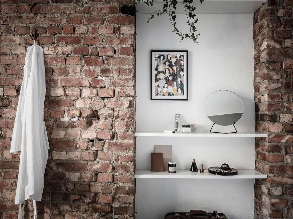 照片：斯堪的纳维亚风格卧室、Loft、室内设计、公寓、平面图、装饰、白色、灰色、2室、不超过40平方米 – 我们网站上的照片