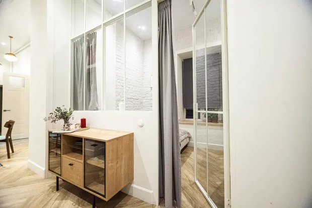 Foto: estilo minimalista, apartamento pequeño - fotos en nuestro sitio web