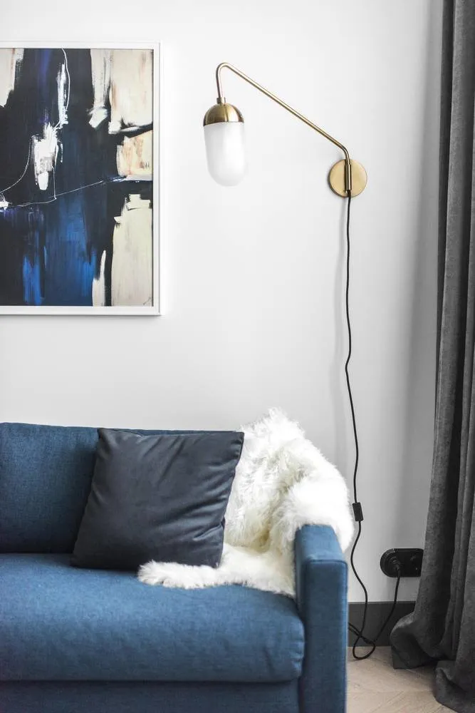 Foto: Wohnzimmer im Modern-Stil, Küche und Essbereich, Garderobe, Dekor und DIY, Kleine Wohnung, Vilnius – Foto auf unserer Website