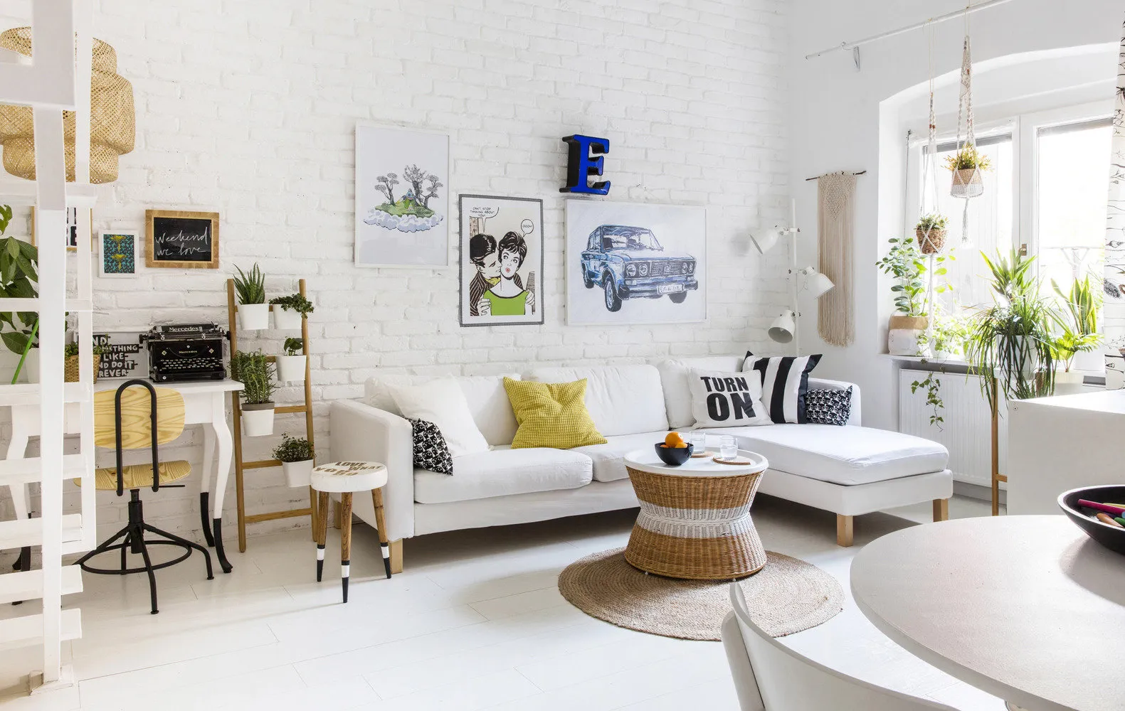 照片:北欧风格客厅,技巧,预算室内设计,DIY装修,专业建议,Alena Timofeeva,FDStudio – 我们网站上的照片