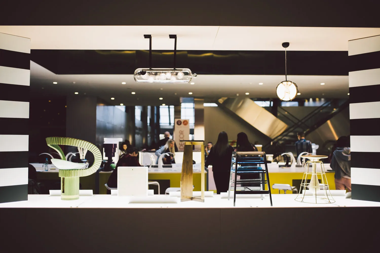 照片:Olga Kosyrev,指南,Fabio Novembre,米兰莫斯科家具展 – 我们网站上的照片