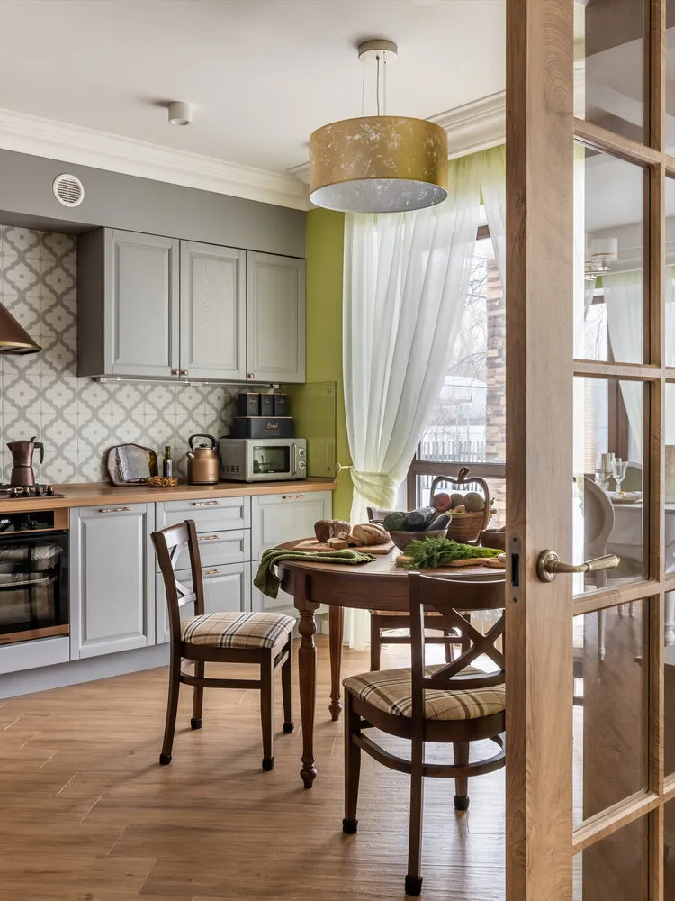 Design: Nadja Kirejeva