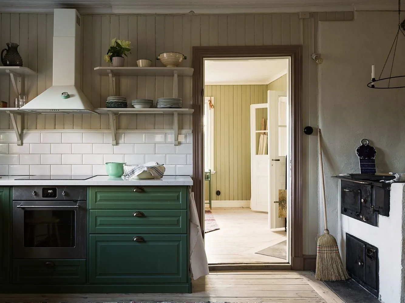 Photo: Kitchen and Dining Room in Provence and Country Style, Scandinavian, Eclectic, House, Sweden, Cottage, Home and Garden, 4 or more – photos on our site