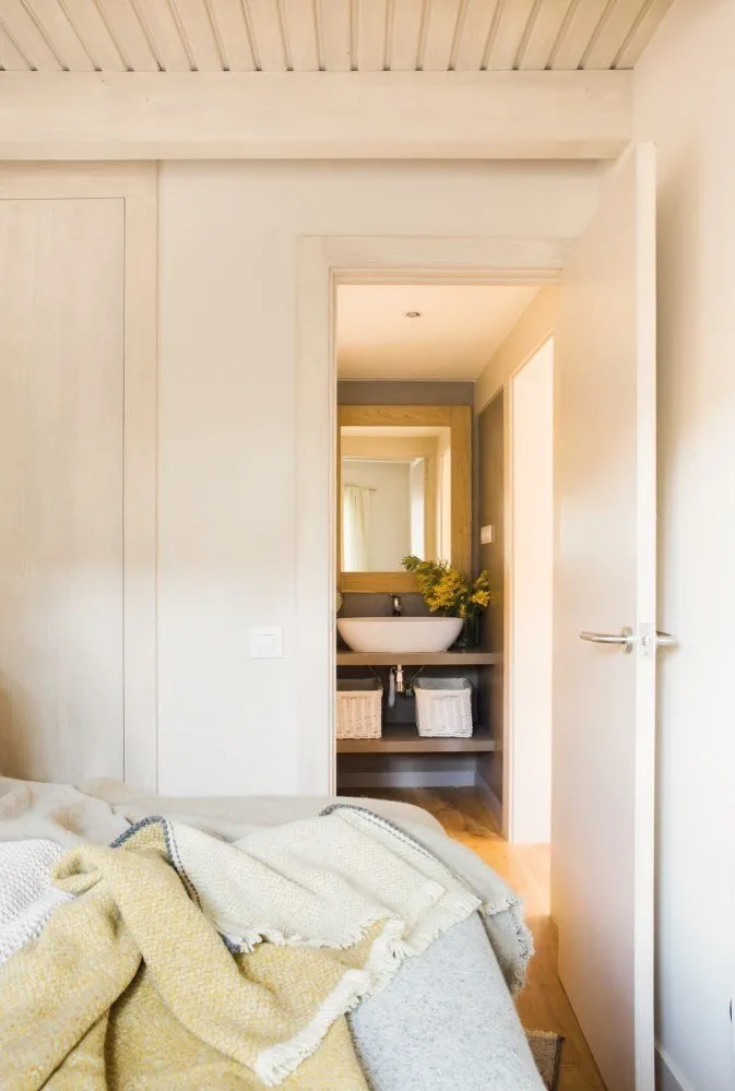 照片:生态风格浴室,房屋,西班牙,木屋,米色,家居与花园,4人或更多,超过90平方米 – 网站上的照片