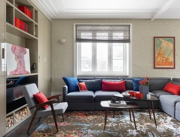 Diseño: Mikhail Novinski