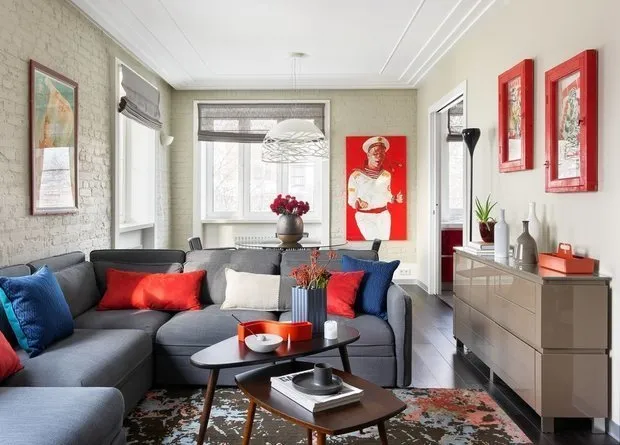 Diseño: Mikhail Novinski