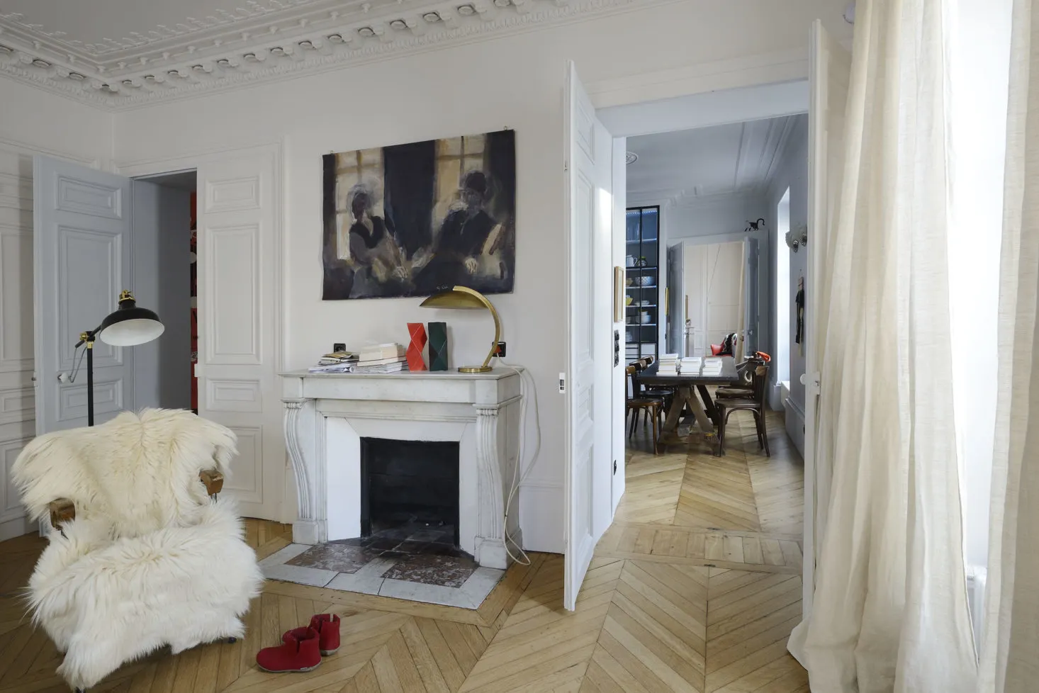 Photo: in style , Scandinavian, Modern, Apartment, White, Paris, Red, Blue, Guide, Over 90 square meters – photo on our website